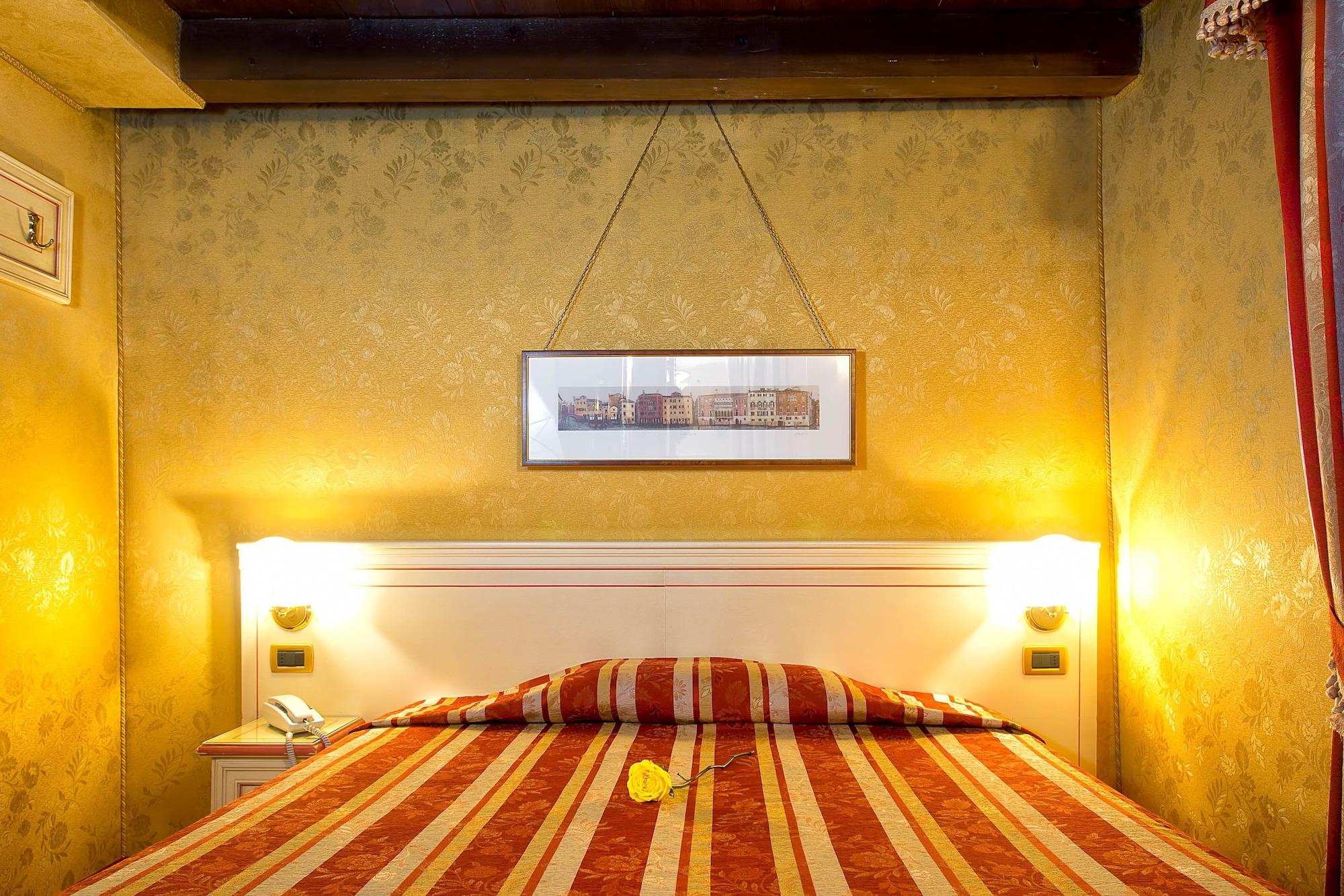 กา ซานโปโล Hotel เวนิส ภายนอก รูปภาพ